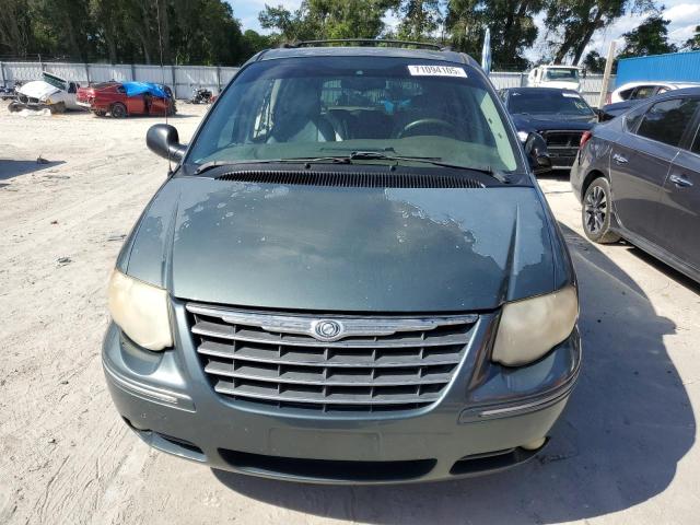 Photo 5 from auction – 2005 CHRYSLER TOWN & COU with VIN 2C4GP54L05R514794