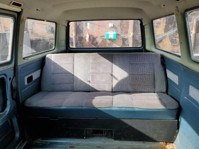 Photo 10 from auction – 1985 VOLK VANAGON BUS with VIN WV2YB025XFH083048