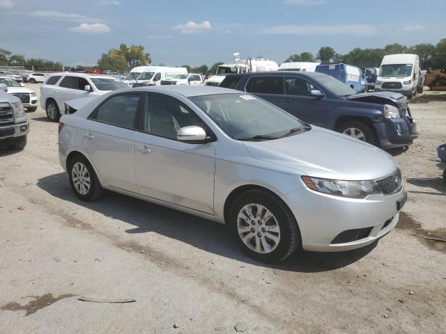 Photo 4 from auction – 2013 KIA FORTE with VIN KNAFU4A27D5735652