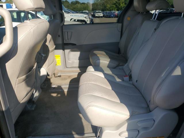 Photo 11 from auction – 2012 TOYOTA SIENNA LE with VIN 5TDKK3DC4CS193506