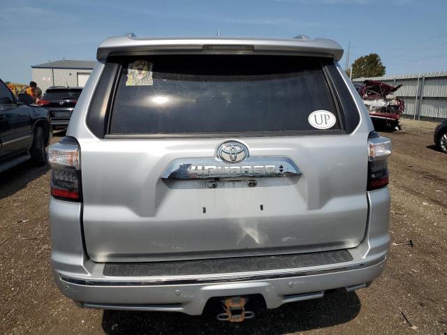 Photo 6 from auction – 2018 TOYOTA 4RUNNER SR with VIN JTEBU5JR5J5608572