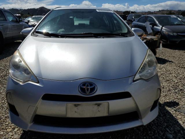 Photo 5 from auction – 2014 TOYOTA PRIUS C with VIN JTDKDTB30E1573391