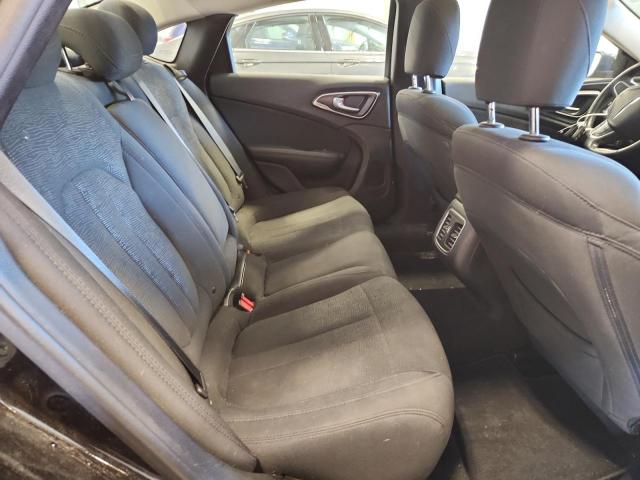 Photo 10 from auction – 2016 CHRYSLER 200 LIMITE with VIN 1C3CCCAB2GN114119