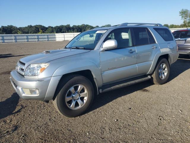 TOYOTA 4RUNNER SR 2004 with VIN JTEBU14R040049695 - Photo from auction