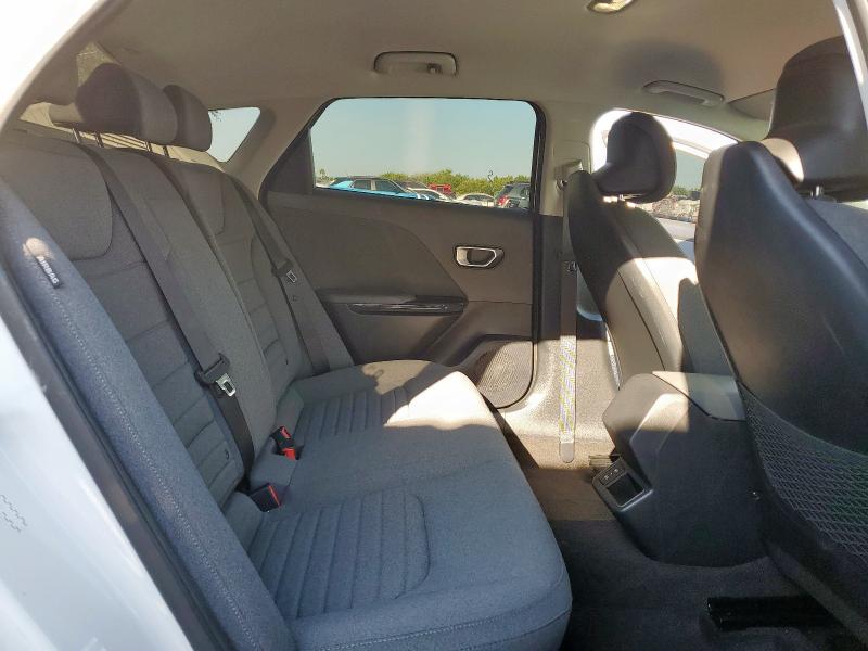 Photo 10 from auction – 2025 KIA K4 EX with VIN 3KPFU4DE8SE041322