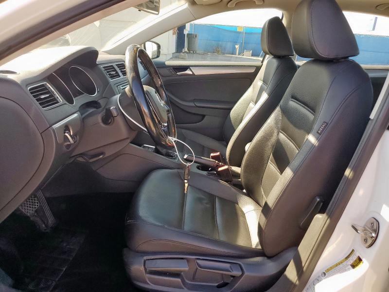 Photo 7 from auction – 2018 VOLKSWAGEN JETTA SE with VIN 3VWDB7AJXJM228319