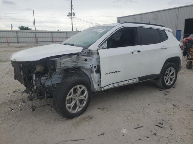 JEEP COMPASS LA 2024 with VIN 3C4NJDBN7RT117996 - Photo from auction