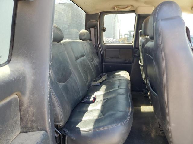 Photo 10 from auction – 2004 CHEVROLET SILVERADO with VIN 1GCEK19T24E377604