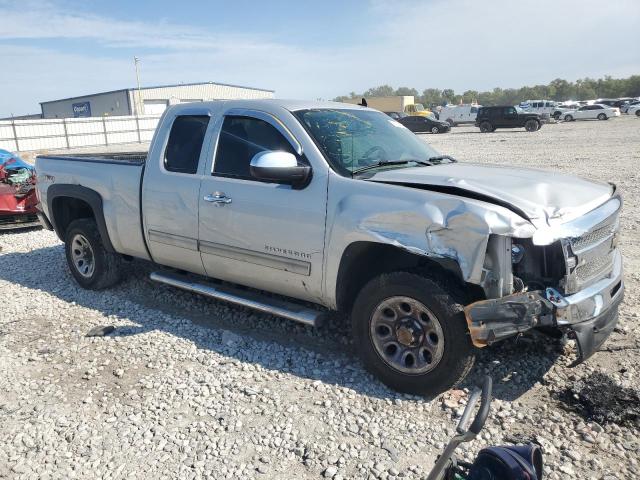 Photo 4 from auction – 2011 CHEVROLET SILVERADO with VIN 1GCRKREA1BZ400994