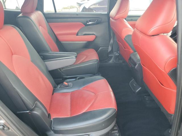 Photo 11 from auction – 2021 TOYOTA HIGHLANDER with VIN 5TDJZRBH8MS133819