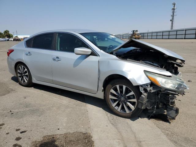 Photo 4 from auction – 2017 NISSAN ALTIMA 2.5 with VIN 1N4AL3AP4HC280580