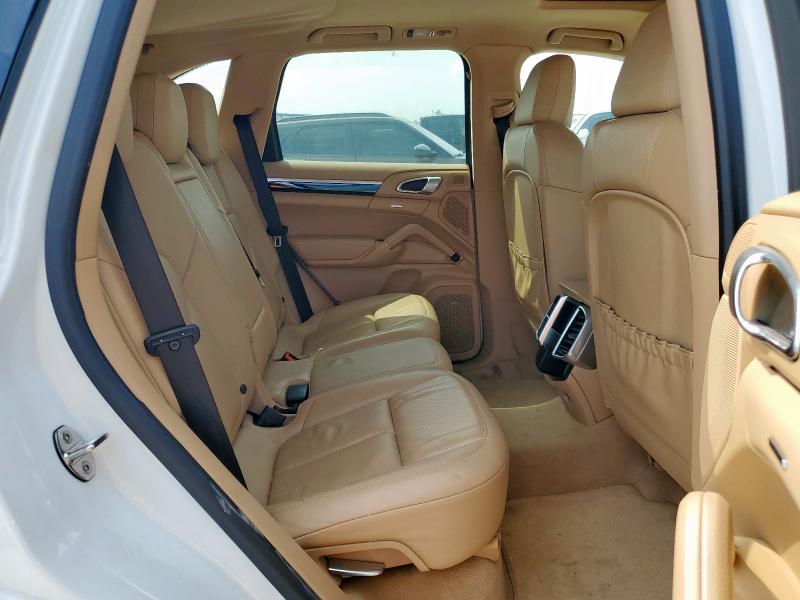 Photo 11 from auction – 2014 PORSCHE CAYENNE S with VIN WP1AE2A29ELA50465