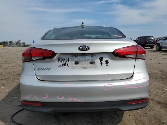 Photo 6 from auction – 2018 KIA FORTE LX with VIN 3KPFL4A75JE212504