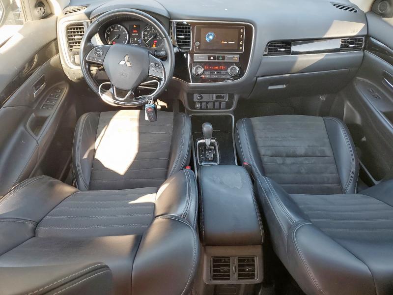 Photo 8 from auction – 2019 MITSUBISHI OUTLANDER with VIN JA4AD3A32KZ012548