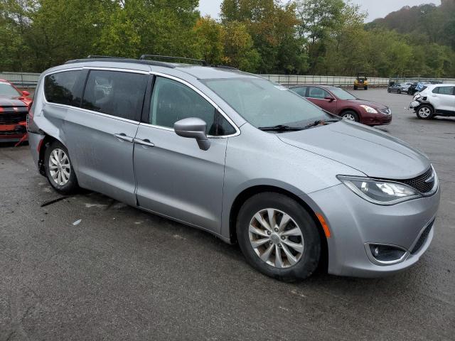 Photo 4 from auction – 2018 CHRYSLER PACIFICA T with VIN 2C4RC1FG1JR108885