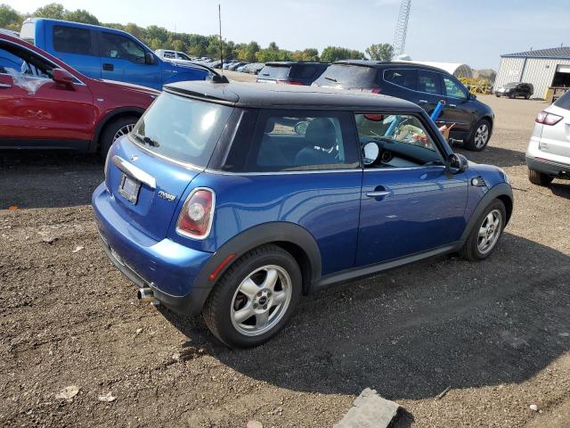 Photo 3 from auction – 2009 MINI COOPER with VIN WMWMF33509TU70580