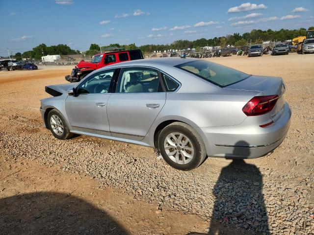 Photo 2 from auction – 2017 VOLKSWAGEN PASSAT S with VIN 1VWAT7A30HC066858
