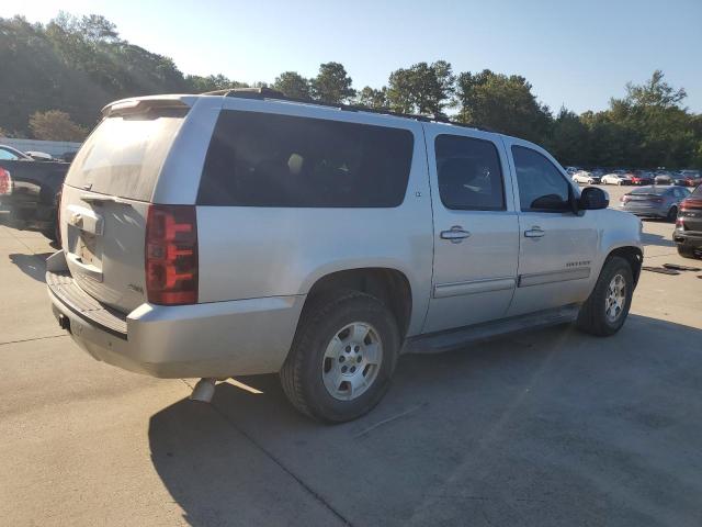 Photo 3 from auction – 2011 CHEVROLET SUBURBAN C with VIN 1GNSCJE09BR121047