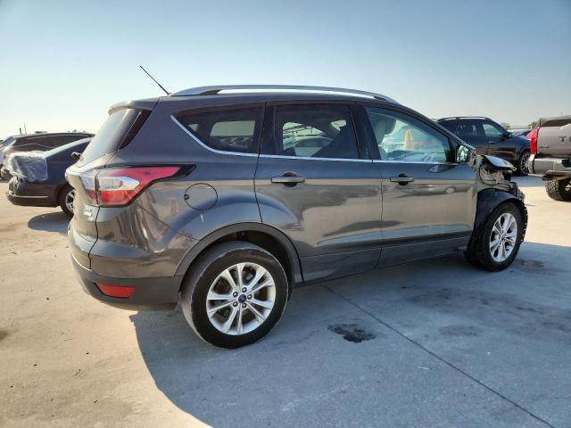 Photo 3 from auction – 2017 FORD ESCAPE SE with VIN 1FMCU0GD0HUA54554