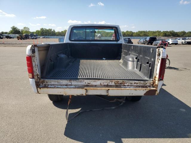 Photo 6 from auction – 1983 FORD F150 with VIN 2FTDF15Y9DCA66484