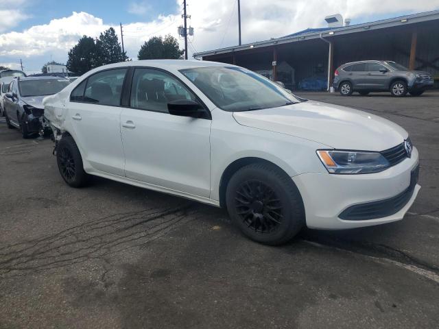 Photo 4 from auction – 2014 VOLKSWAGEN JETTA BASE with VIN 3VW1K7AJ1EM445041
