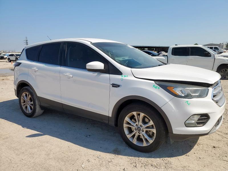 Photo 4 from auction – 2017 FORD ESCAPE SE with VIN 1FMCU0G92HUB31226