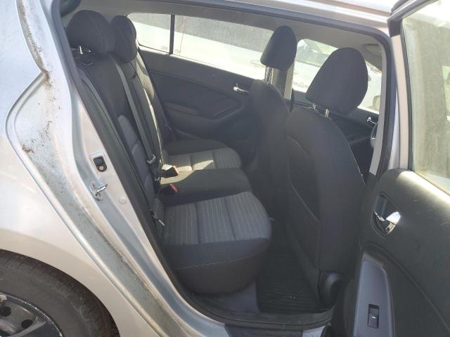 Photo 10 from auction – 2016 KIA FORTE LX with VIN KNAFK5A83G5546985