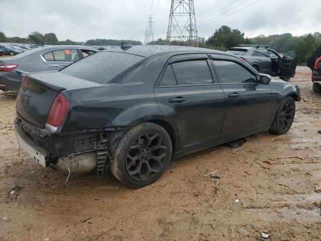 Photo 3 from auction – 2019 CHRYSLER 300 S with VIN 2C3CCABG2KH516058