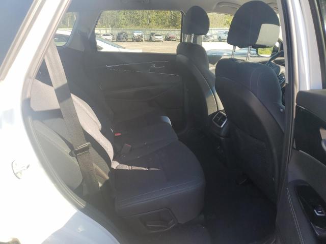 Photo 11 from auction – 2018 KIA SORENTO LX with VIN 5XYPGDA35JG352089