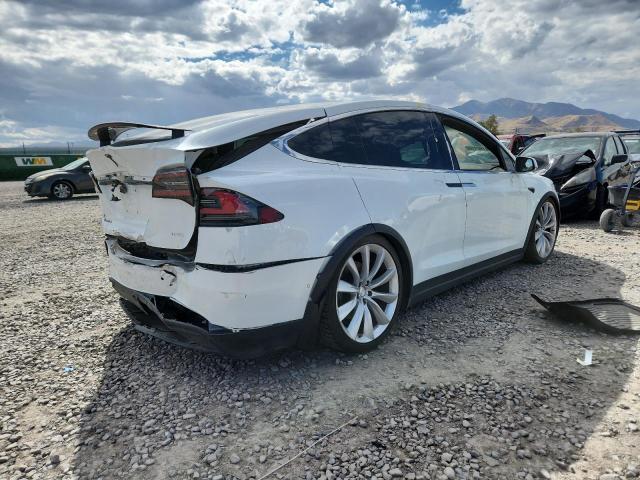 Photo 3 from auction – 2018 TESLA MODEL X with VIN 5YJXCBE26JF109304