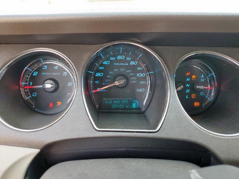 Photo 9 from auction – 2010 FORD TAURUS SE with VIN 1FAHP2DW1AG107789