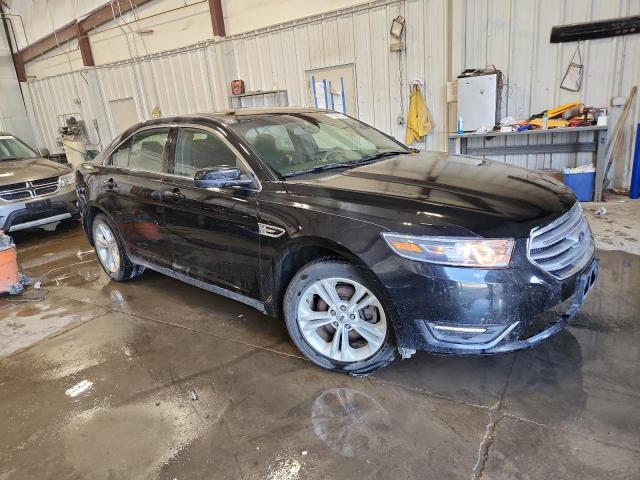 Photo 4 from auction – 2015 FORD TAURUS SEL with VIN 1FAHP2H88FG163991