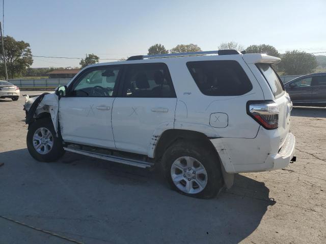 Photo 2 from auction – 2021 TOYOTA 4RUNNER SR with VIN JTEMU5JR6M5941280