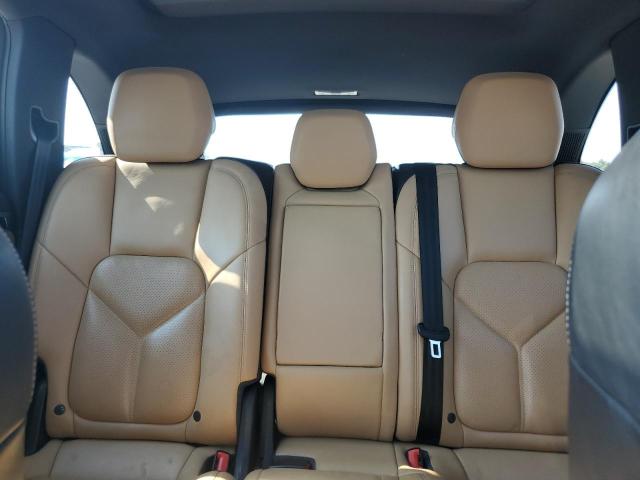 Photo 10 from auction – 2018 PORSCHE CAYENNE with VIN WP1AA2A27JKA04757