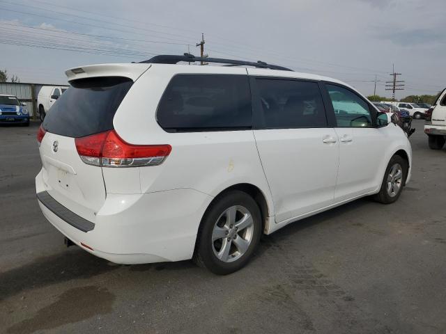 Photo 3 from auction – 2011 TOYOTA SIENNA LE with VIN 5TDKK3DC2BS041691