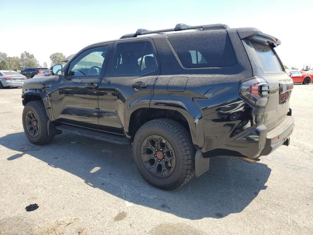 Photo 2 from auction – 2025 TOYOTA 4RUNNER LI with VIN JTEVB5BR0S5005483