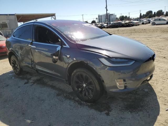Photo 4 from auction – 2017 TESLA MODEL X with VIN 5YJXCAE27HF039302
