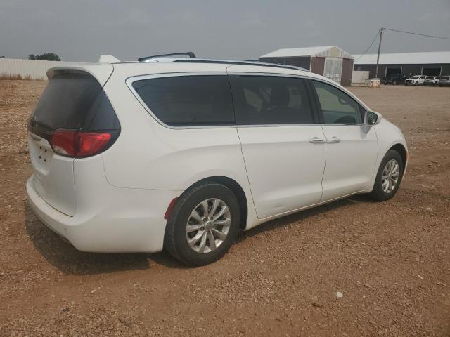 Photo 3 from auction – 2019 CHRYSLER PACIFICA T with VIN 2C4RC1BG4KR549840