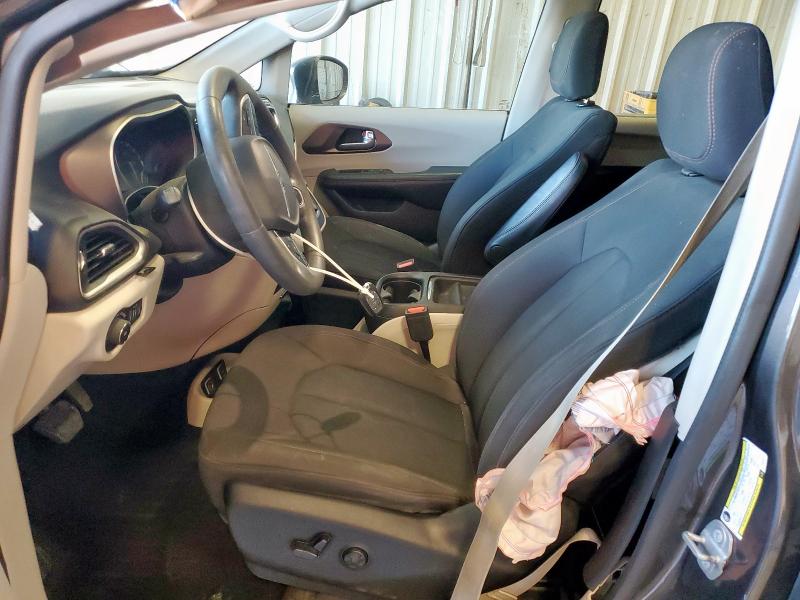 Photo 7 from auction – 2018 CHRYSLER PACIFICA T with VIN 2C4RC1FG4JR280215