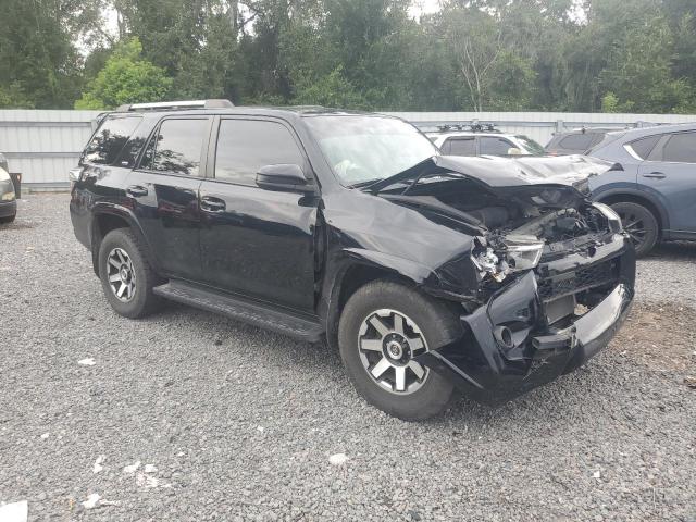 Photo 4 from auction – 2021 TOYOTA 4RUNNER SR with VIN JTEEU5JR6M5244681