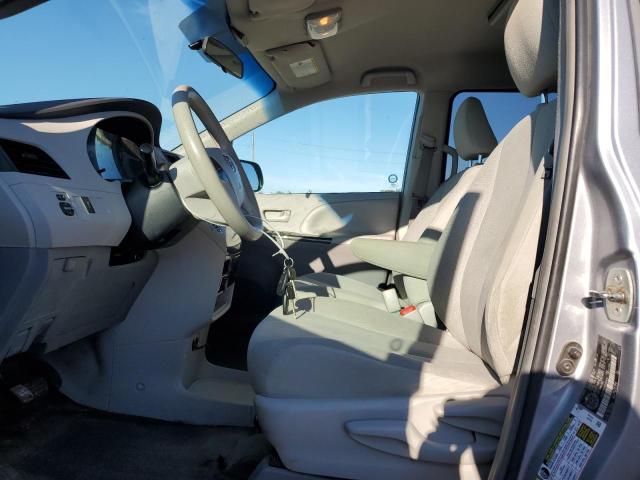 Photo 7 from auction – 2012 TOYOTA SIENNA with VIN 5TDZK3DC0CS202667