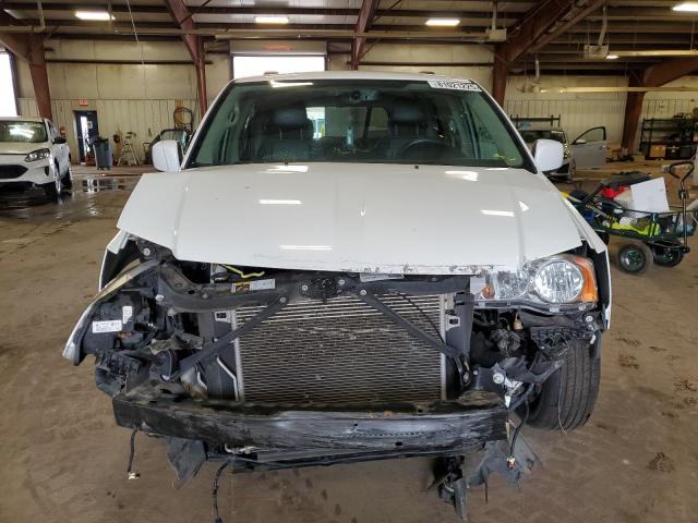 Photo 5 from auction – 2016 CHRYSLER TOWN & COU with VIN 2C4RC1BG2GR253156
