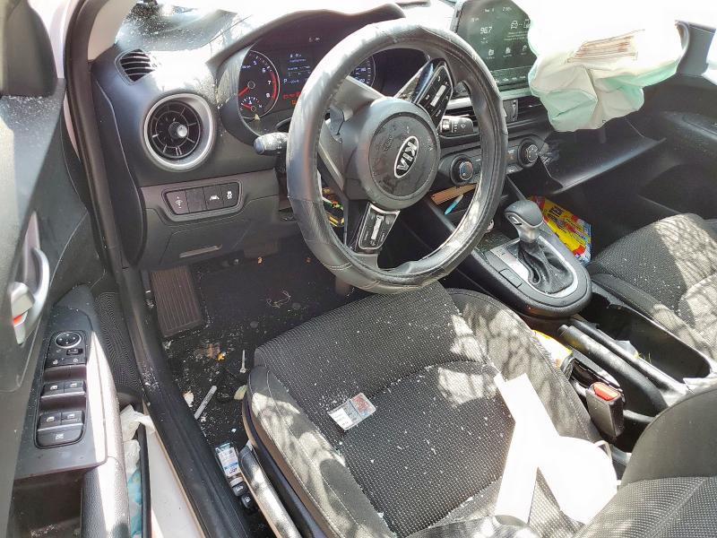 Photo 8 from auction – 2021 KIA FORTE FE with VIN 3KPF24AD1ME368844