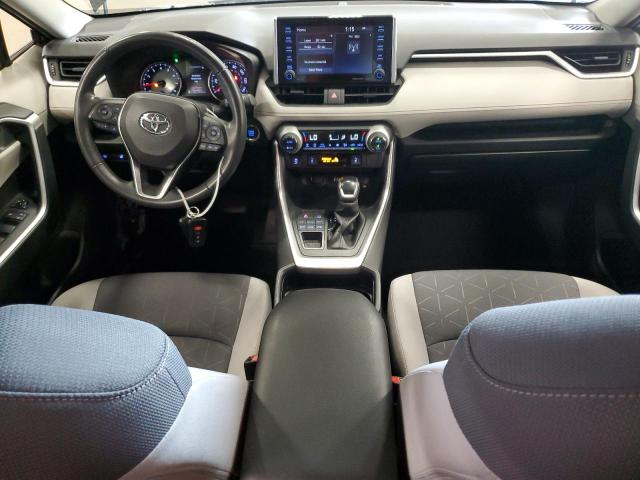 Photo 8 from auction – 2019 TOYOTA RAV4 XLE with VIN JTMP1RFVXKJ025018