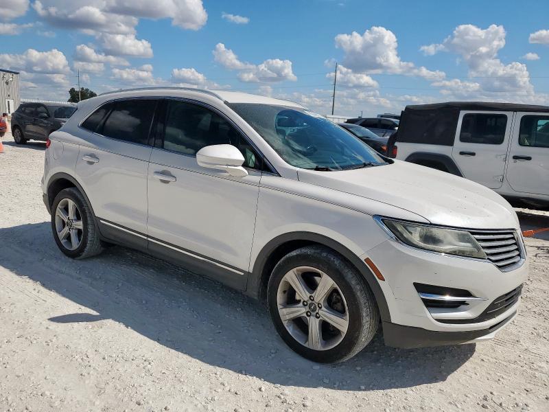 Photo 4 from auction – 2015 LINCOLN MKC with VIN 5LMCJ2A93FUJ32201