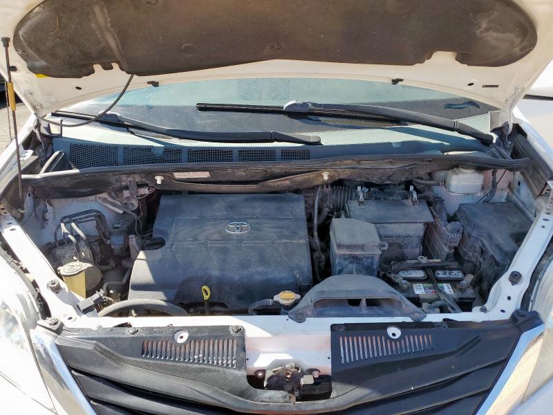 Photo 12 from auction – 2014 TOYOTA SIENNA LE with VIN 5TDKK3DCXES434276