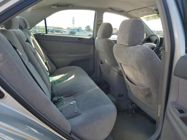 Photo 10 from auction – 2004 TOYOTA CAMRY LE with VIN 4T1BE32K44U894427