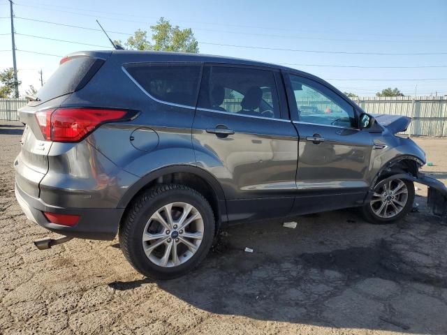 Photo 3 from auction – 2019 FORD ESCAPE SE with VIN 1FMCU9GD6KUB24487