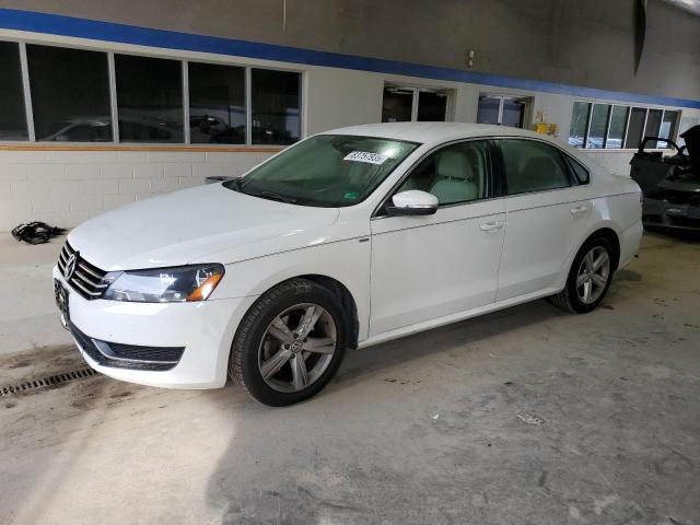 VOLKSWAGEN PASSAT S 2014 with VIN 1VWAT7A32EC035199 - Photo from auction