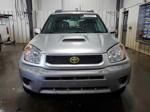 Photo 5 from auction – 2005 TOYOTA RAV4 with VIN JTEHD20V550048417